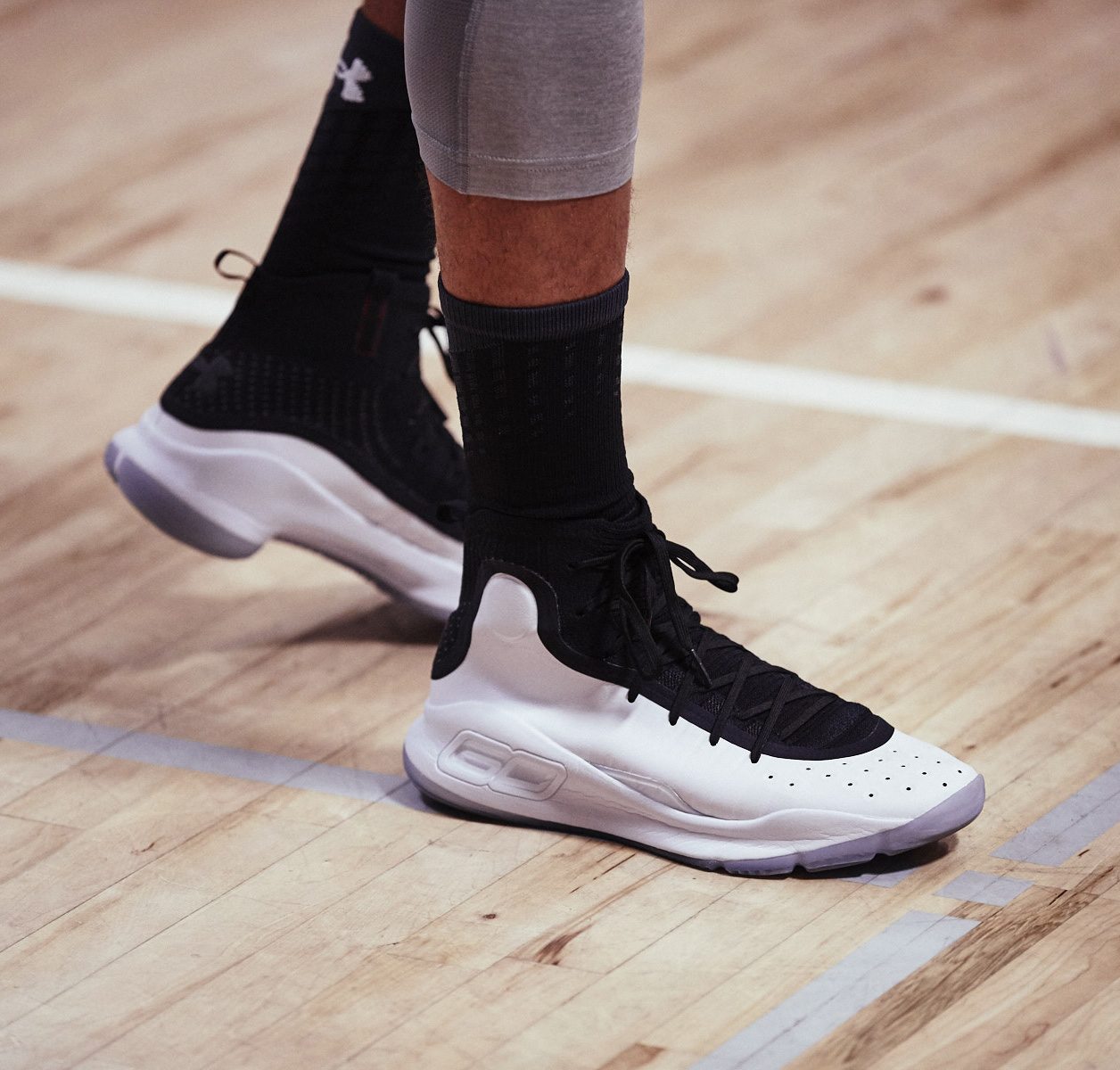 Stephen Curry Debuts New Under Armour Curry 4 // Kicks On Court | Nice ...