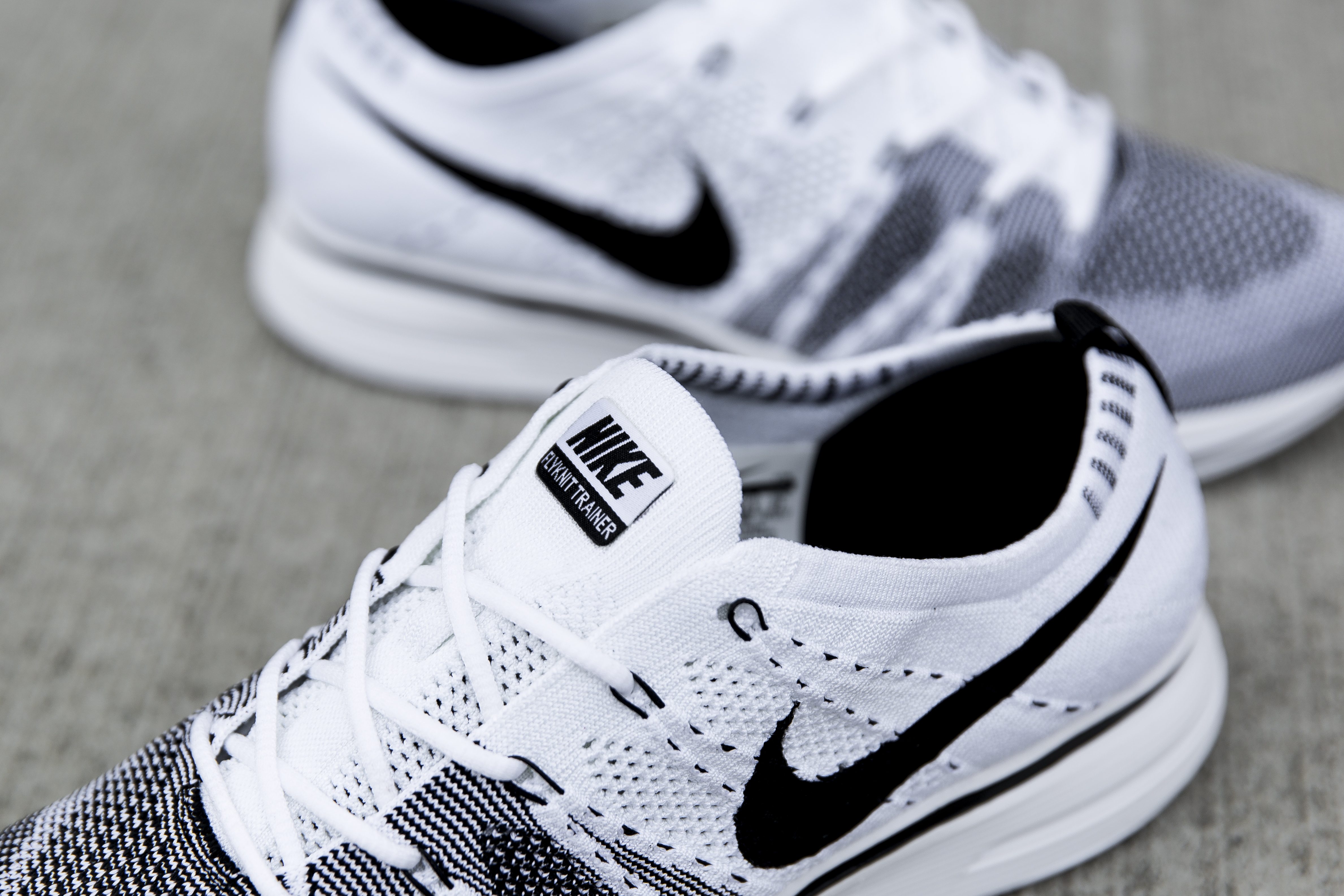 Nike Flyknit Trainer White/Black