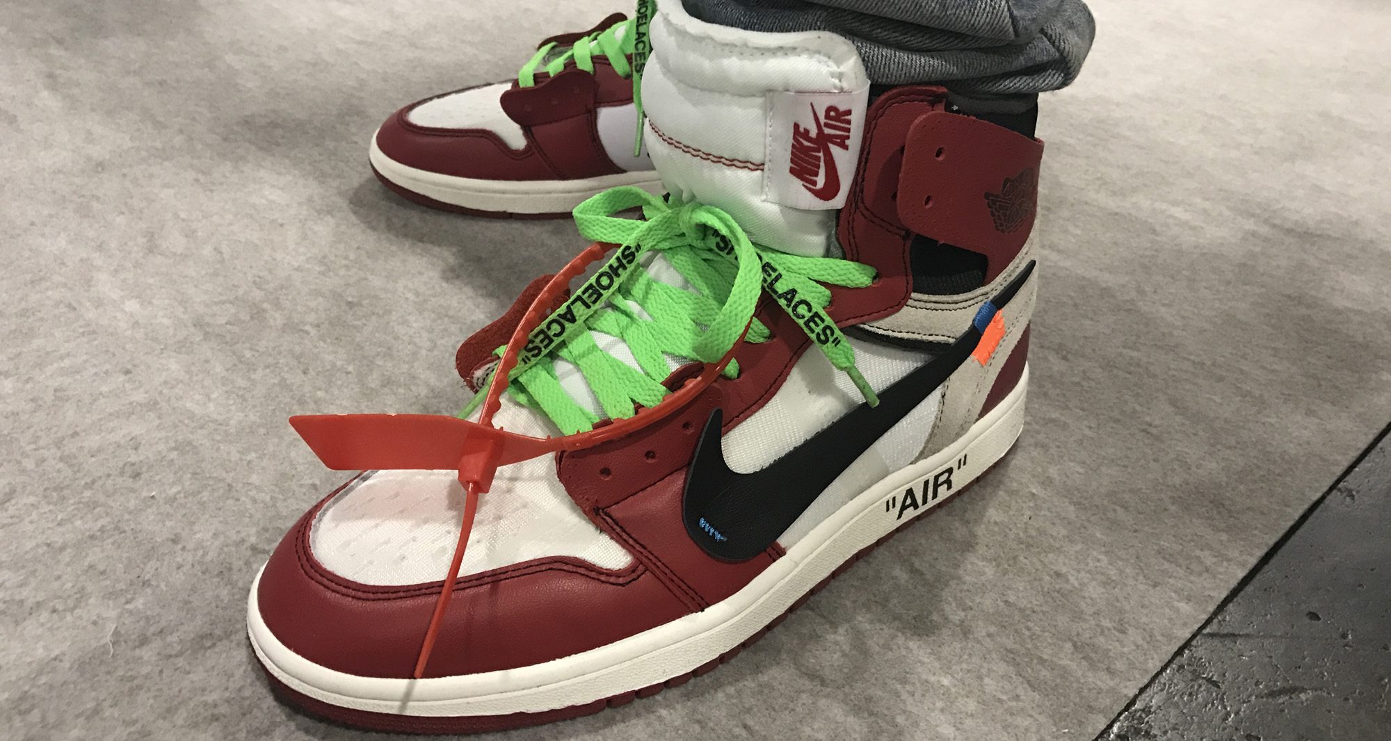 jordan 1 off white chicago on feet