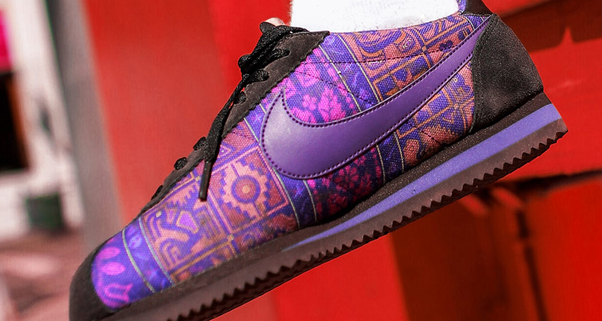 INTI x Nike Cortez "One Heart"