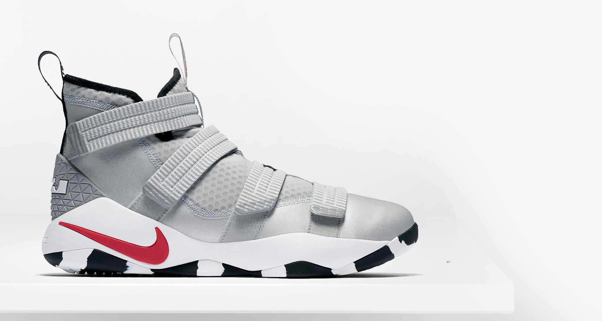 Nike lebron soldier 11 silver bullet store