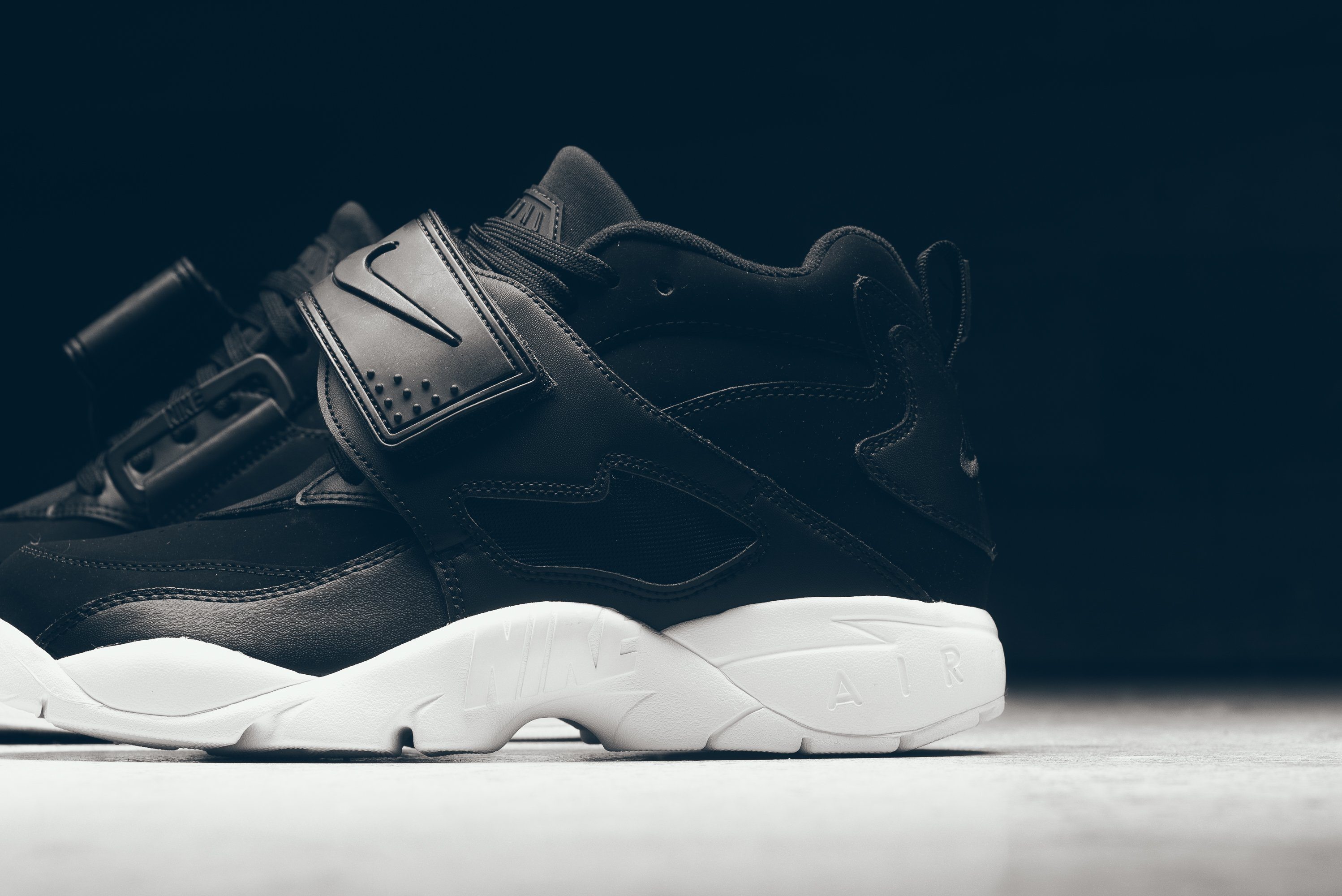 Nike high Air Diamond Turf Black White Available Now air
