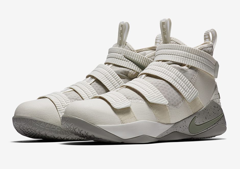 Nike LeBron Soldier 11 SFG "Light Bone"