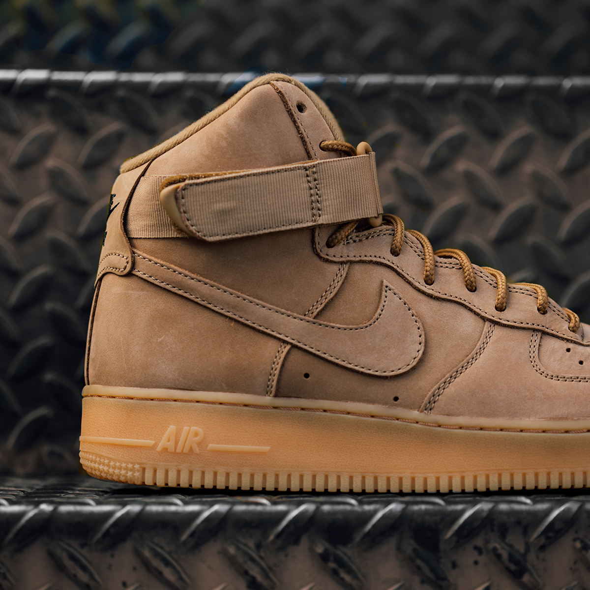 Nike Air Force 1 High "Wheat"