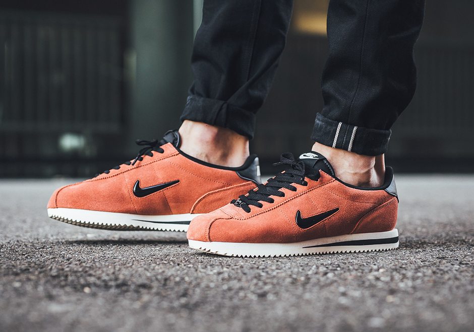 nike cortez jewel swoosh