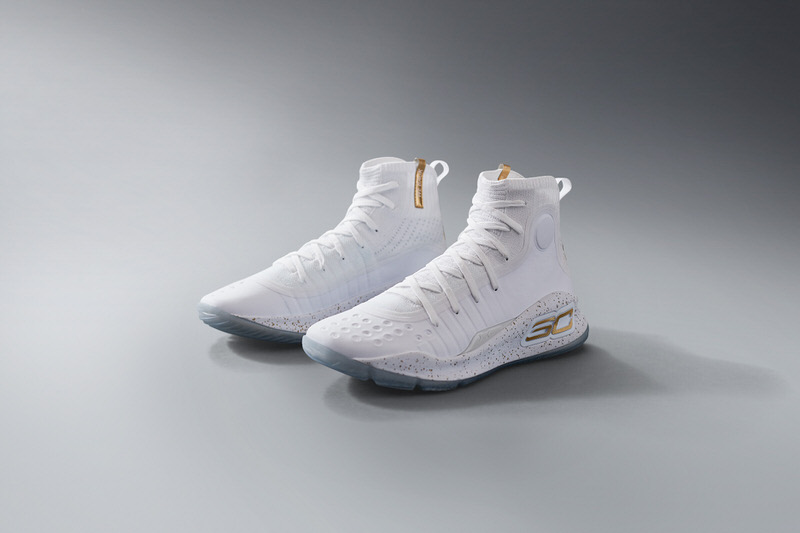 curry 4 high black and gold