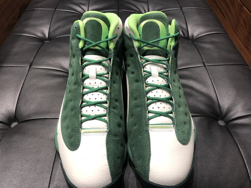 Air Jordan 13 Oregon PE