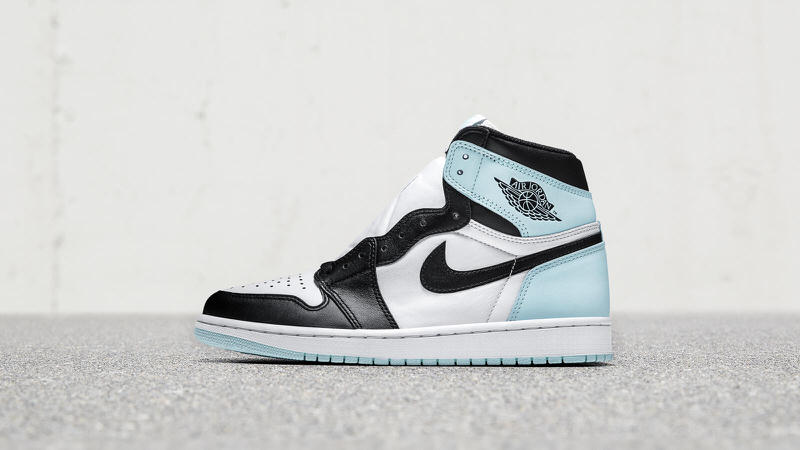 Air Jordan 1 "Igloo"