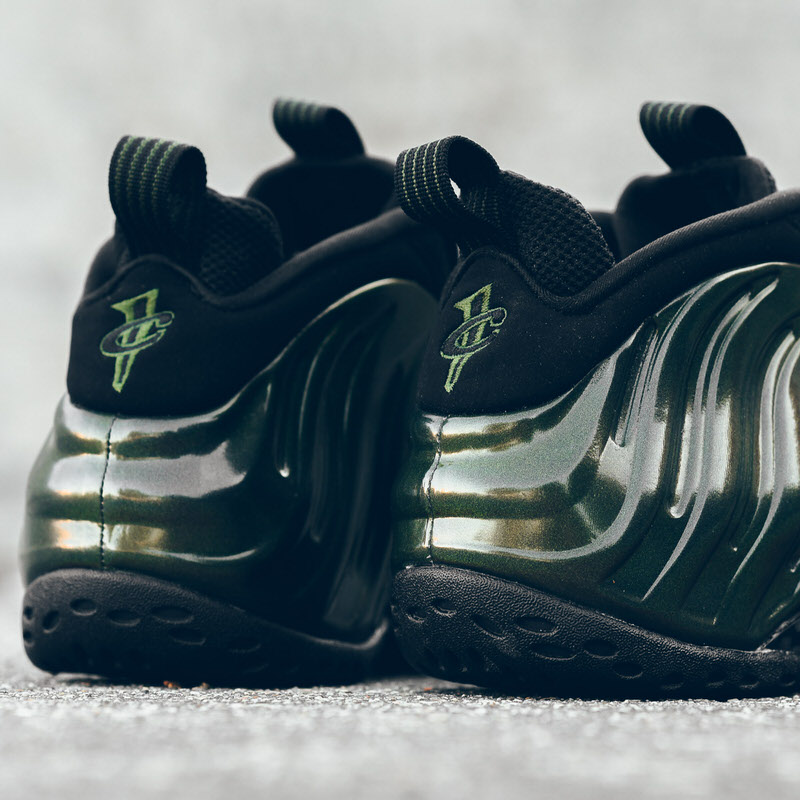 nike air foamposite one legion green