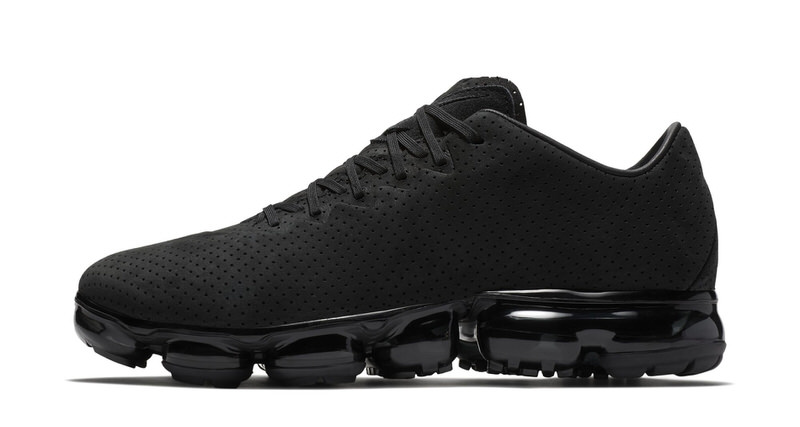 Nike Air VaporMax Leather "Triple Black"