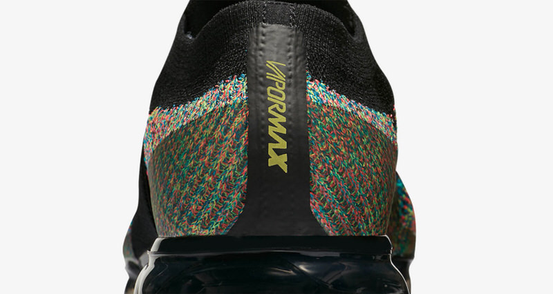 Nike Air VaporMax Moc "Black Rainbow"