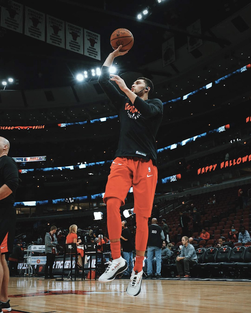 Bulls All-Star Zach LaVine signs with New Balance