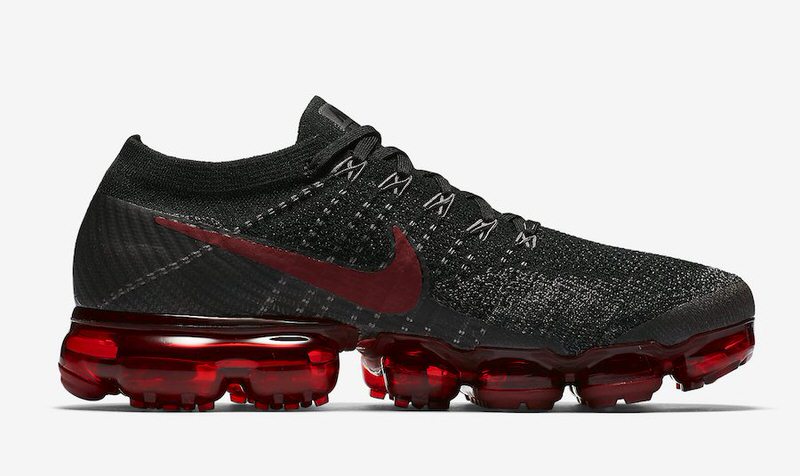 Nike Air VaporMax Black/Red