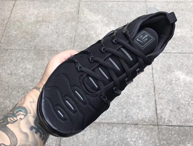 Nike Air VaporMax Plus 