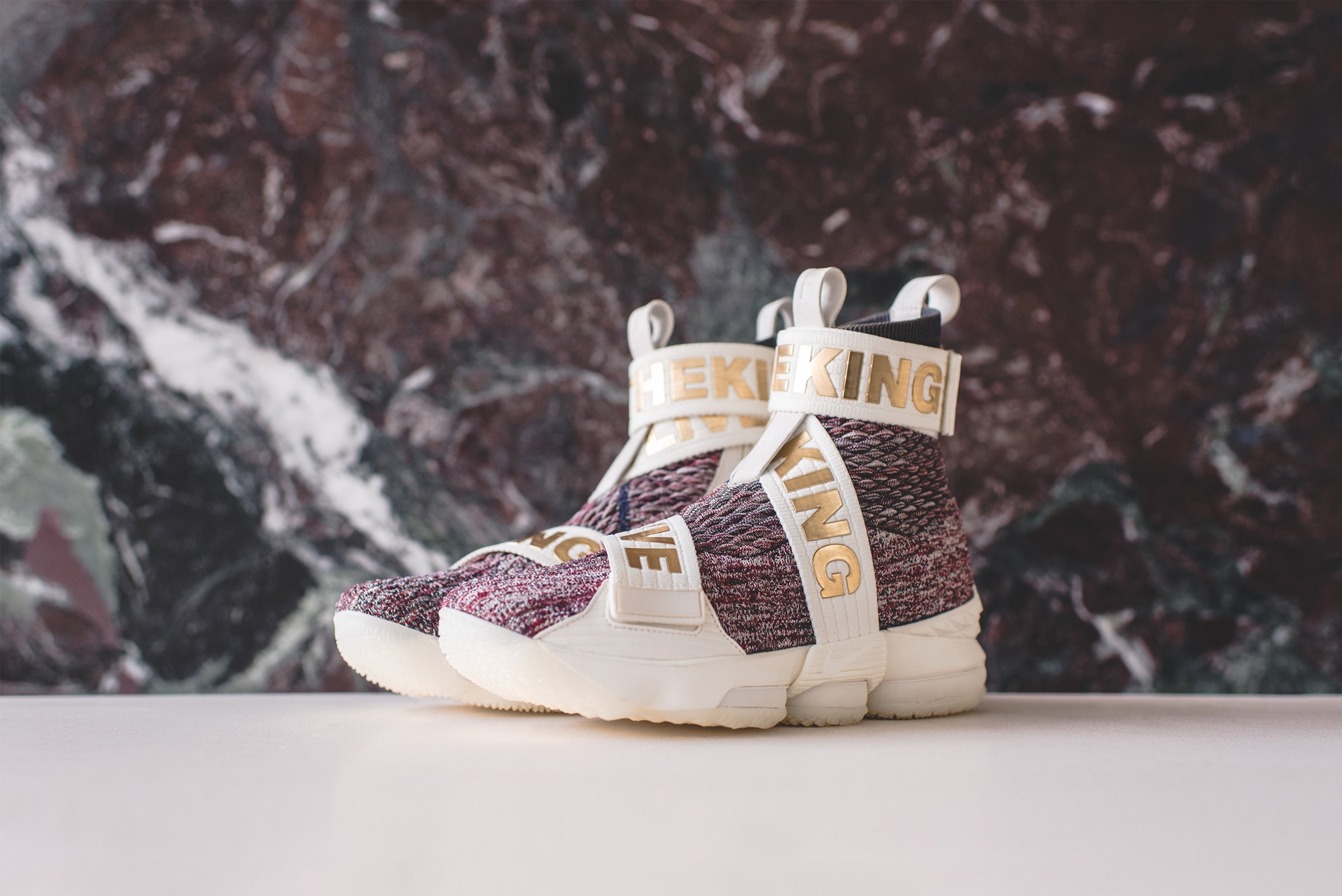 KITH x Nike LeBron Lifestyle 15