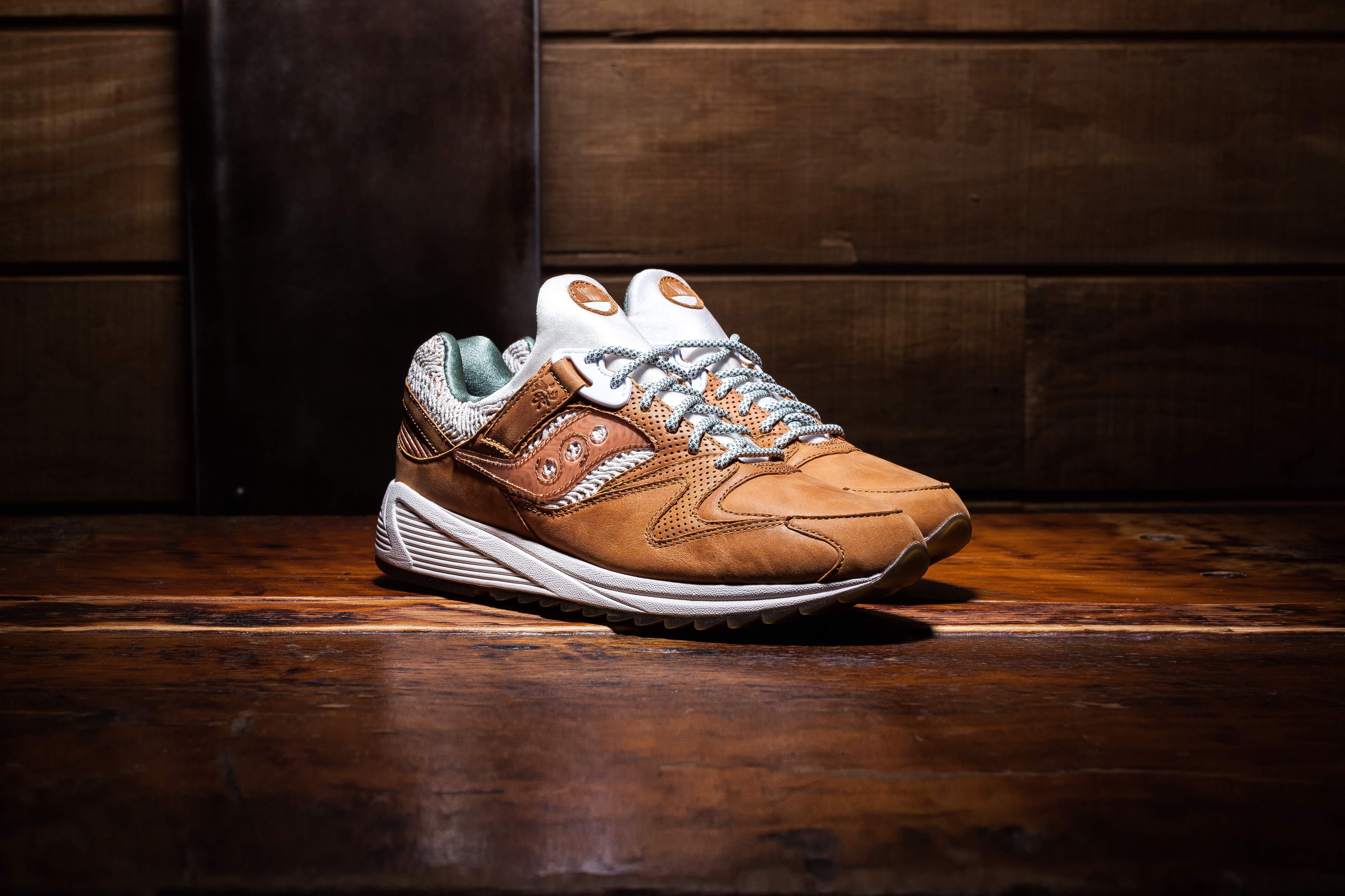 Saucony grid 8500 top orange