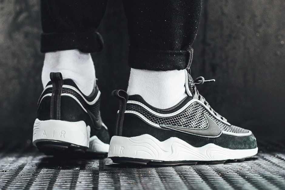 Nike Zoom Spiridon SE Black/White // Available Now |