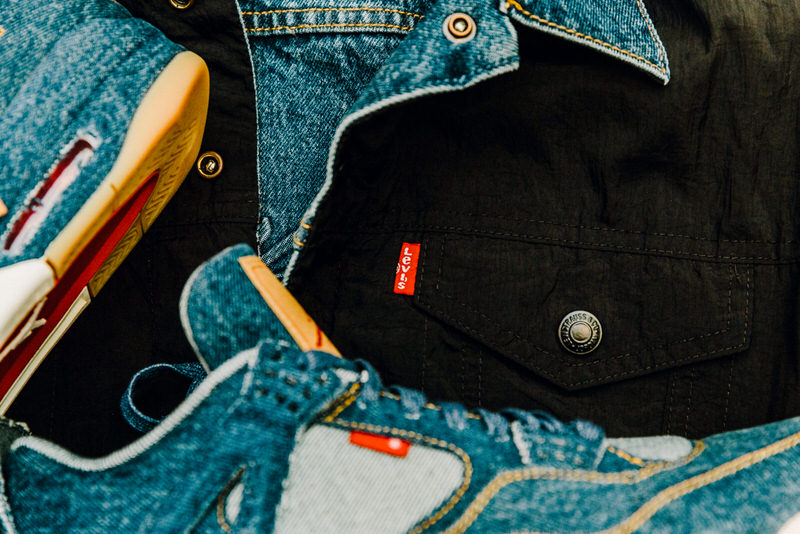 Levi's x Air Jordan 4