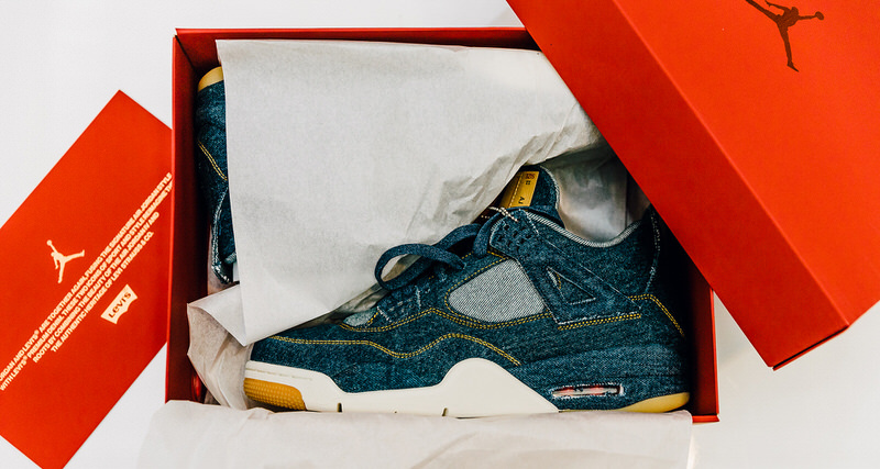 Levi's x Air Jordan 4