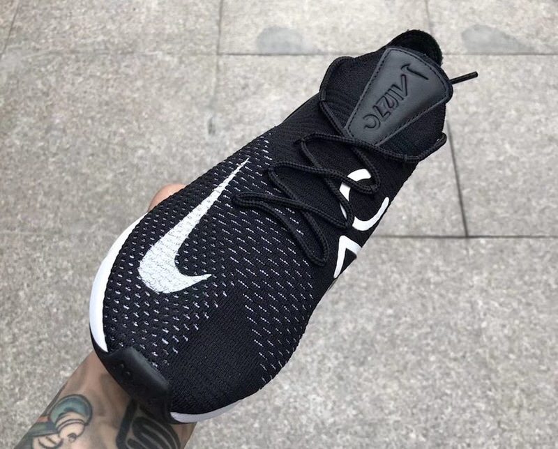 Nike Air Max 270 Flyknit Black/White