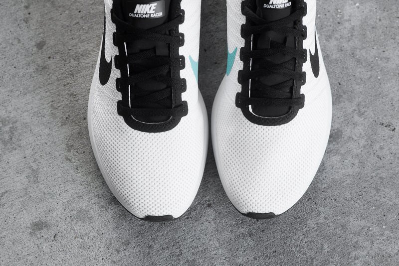 Nike Dualtone Racer White/Black