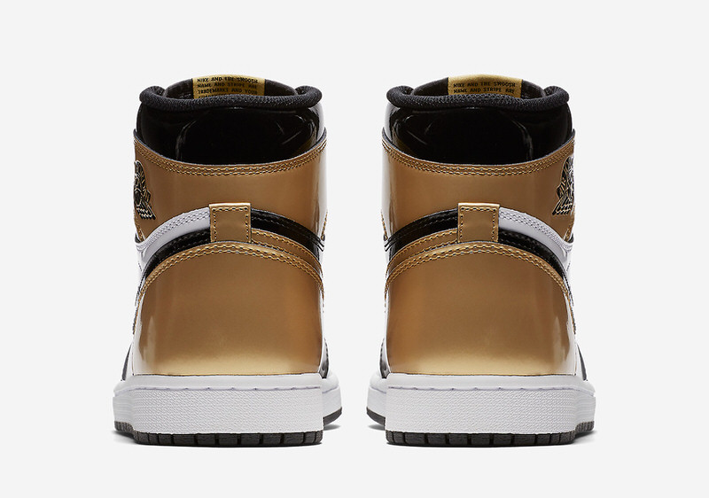 Air Jordan 1 "Gold Toe"