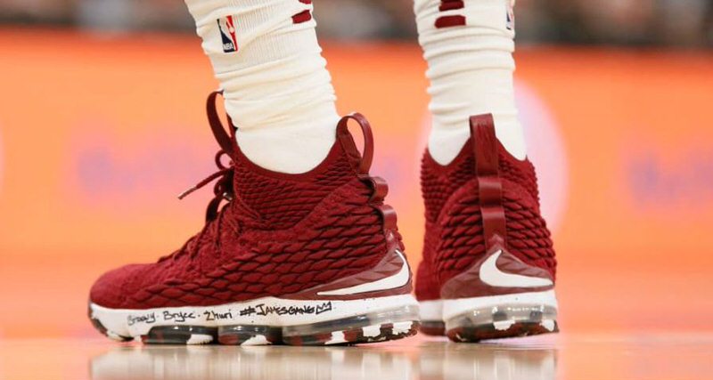 LeBron James Wore Nike LeBron 15 PE To 