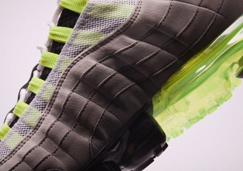 Nike Air VaporMax 95 OG "Neon"