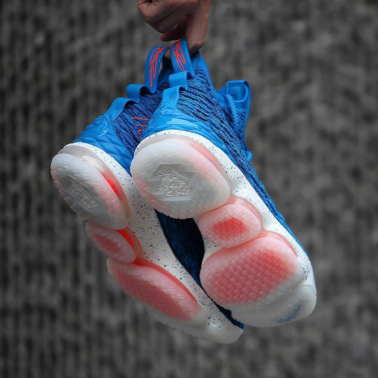 Lebron 15 blue and deals orange