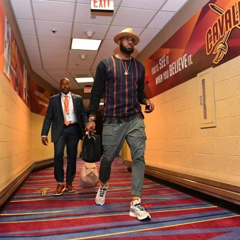 lebron 15 low with jeans