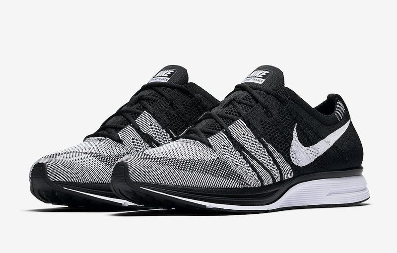 Nike Flyknit Trainer Black/White