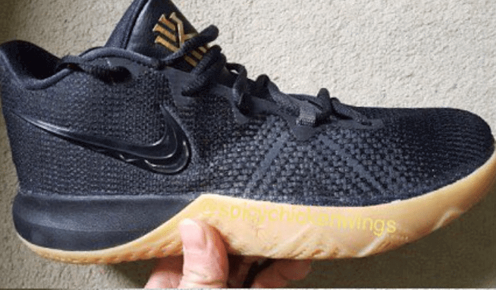 Nike Kyrie Black/Gum