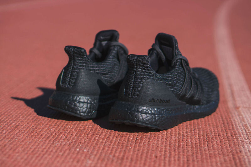 adidas Ultra Boost 4.0 "Triple Black"