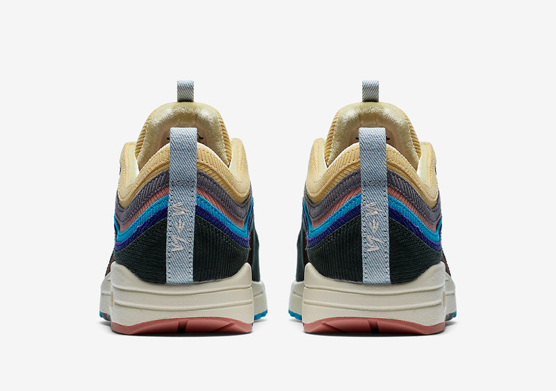 Air on sale max 971