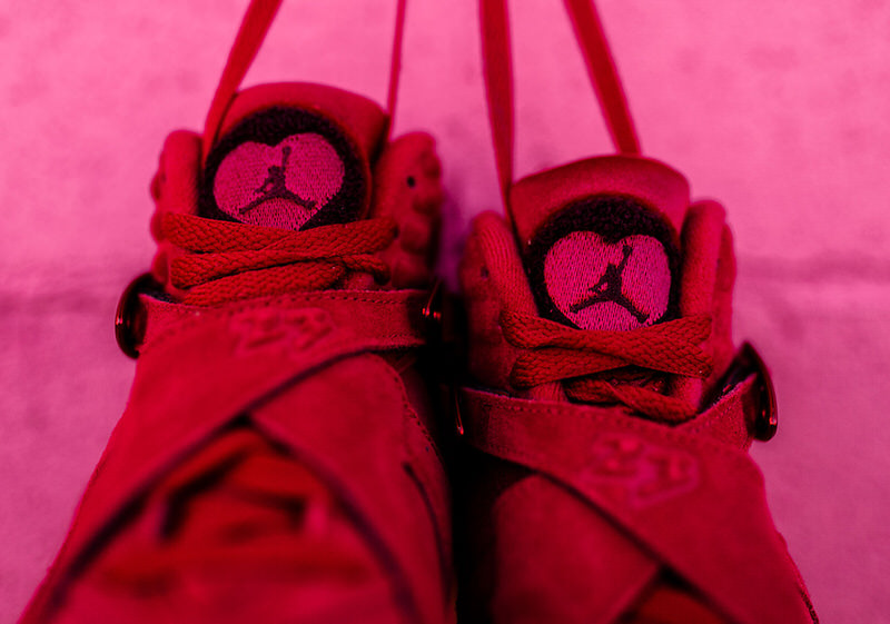 Air Jordan 8 "Valentine's Day"