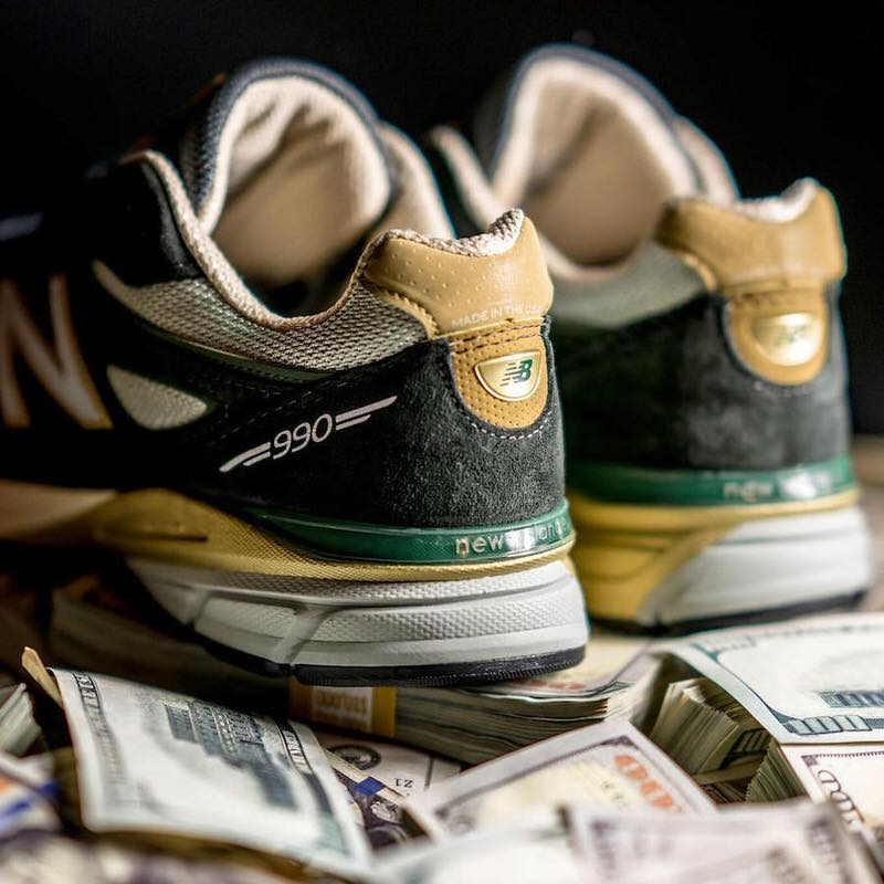 YCMC x New Balance 990v4 "Benjamin Bread"