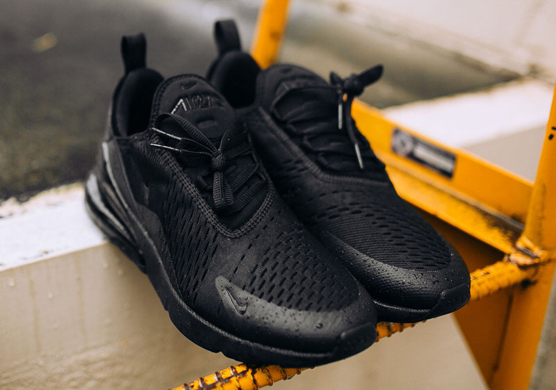 nike air max 270 triple black price