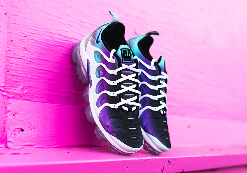 vapormax plus aqua blue