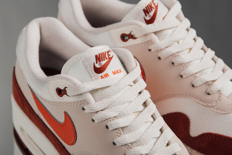 air max one mars stone