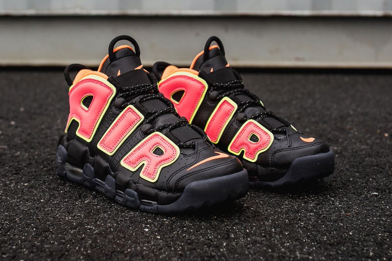 Nike Air More Uptempo "Hot Punch"