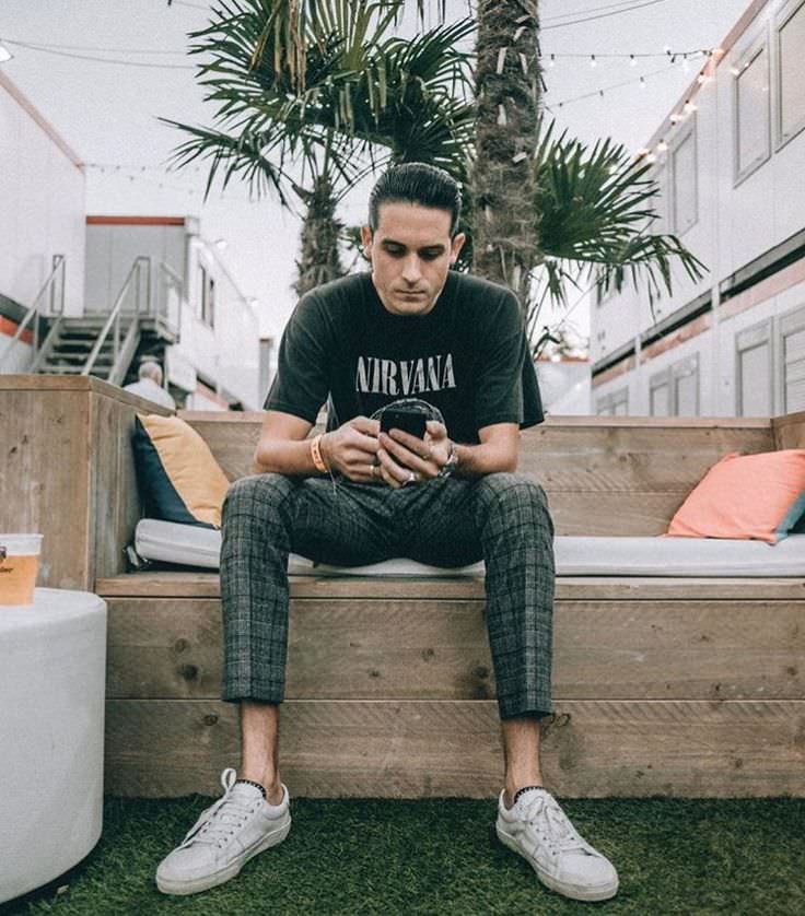 g eazy wearing vans