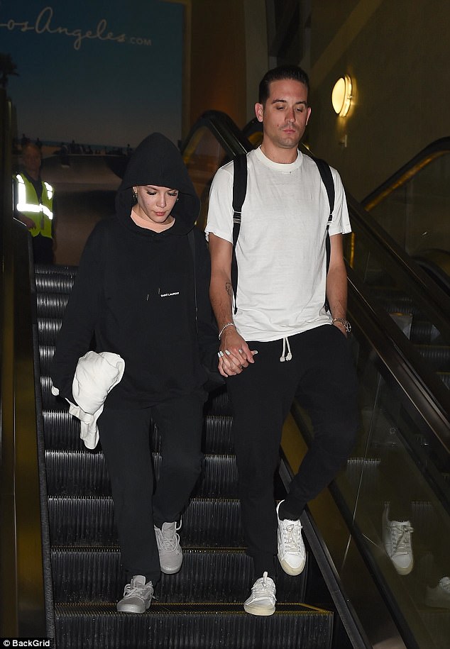 g eazy wearing vans