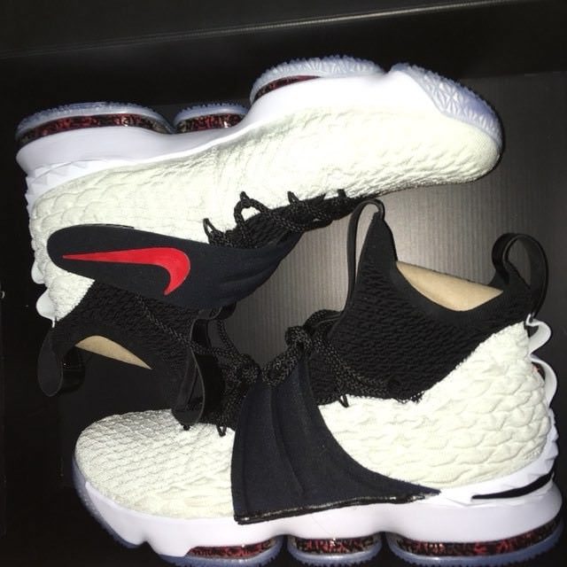 Lebron 15 deals straps