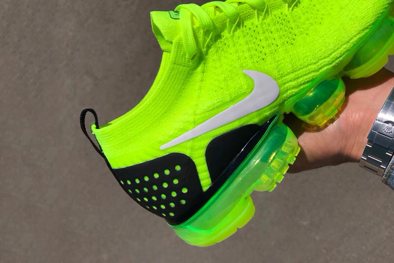 nike vapormax flyknit 2 volt