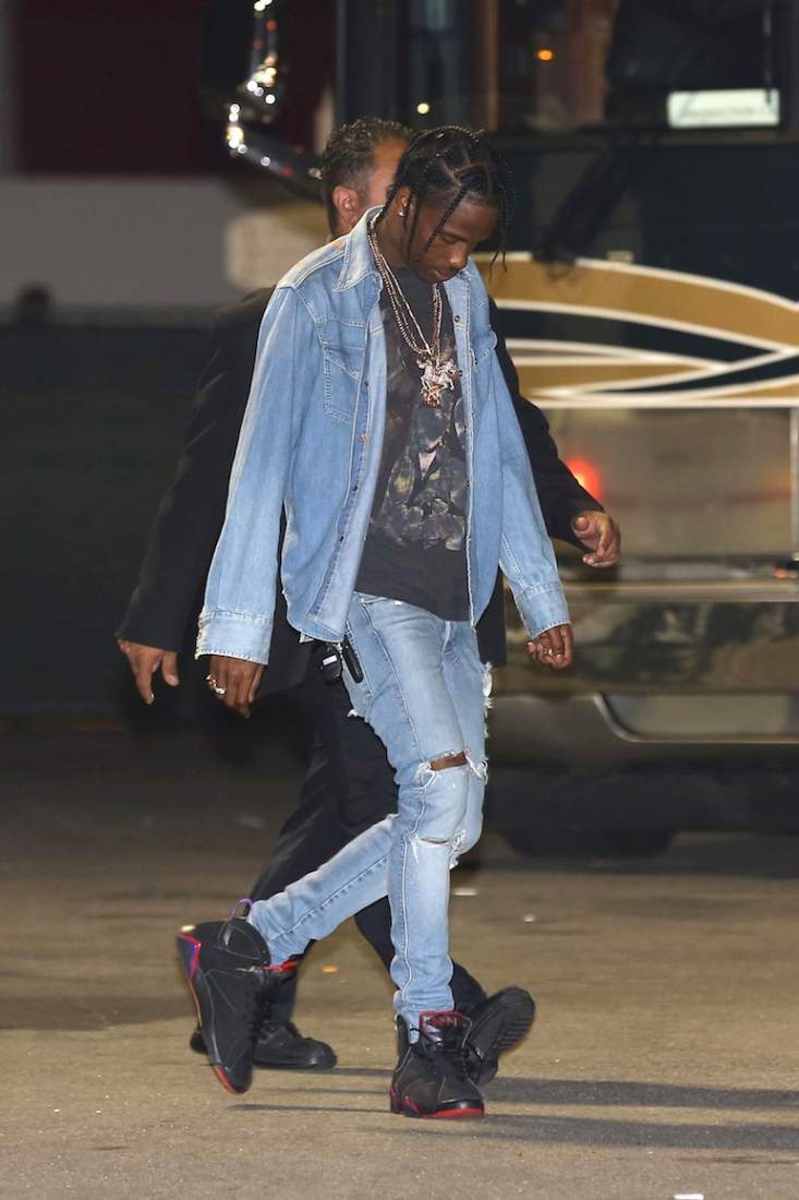 As long as you're sporting Raptors colors, it's OK to break out your Canadian tuxedo.