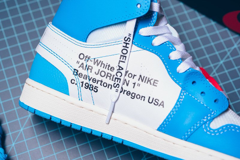 OFF WHITE x Air Jordan 1 "UNC"