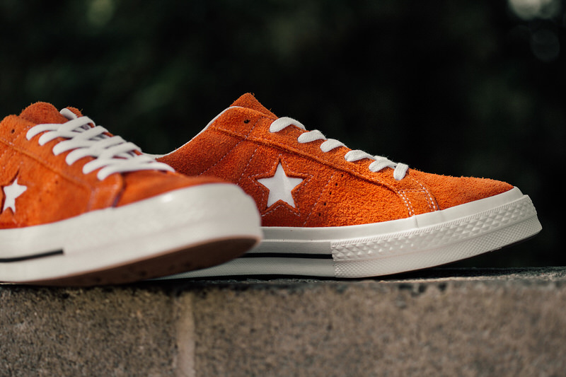 one star converse orange