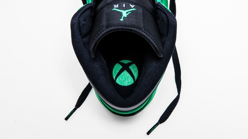 Xbox x Air Jordan I Mid