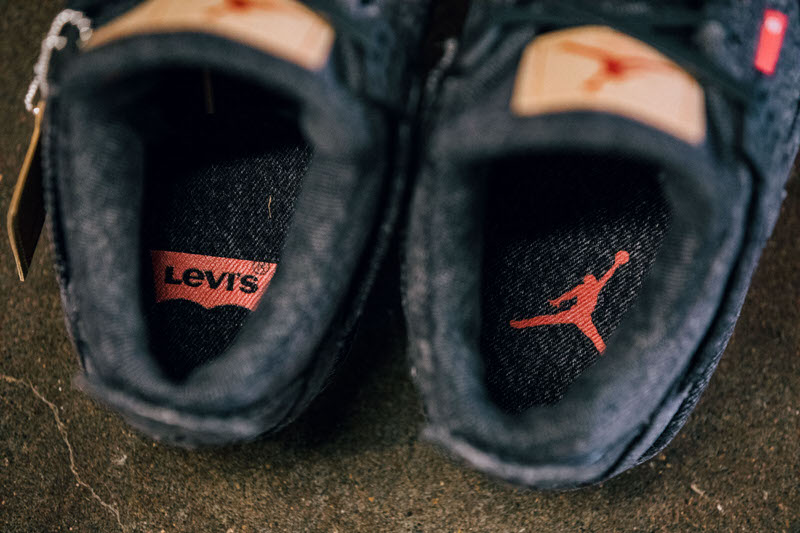 Levi's x Air Jordan 4