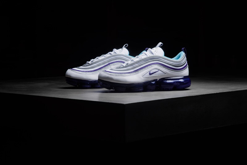 OG Color Comes to the Air VaporMax 97 Next Month Sole
